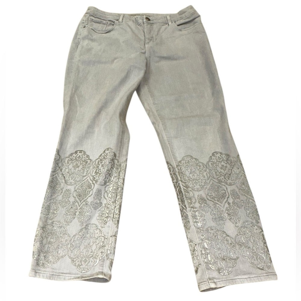 Chicos so slimming girlfriend ankle light gray‎ pants with designs sz 2 petite